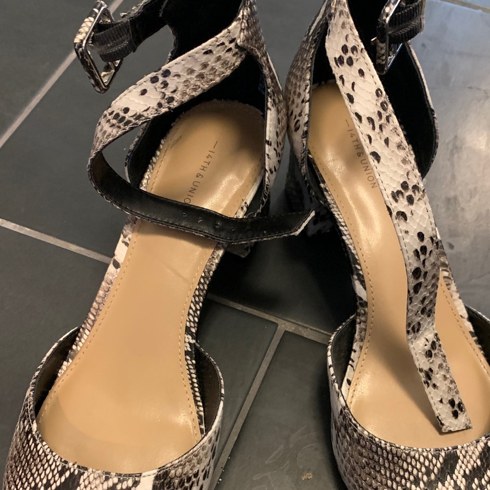 Snakeskin shoes